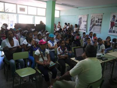 Conferencias, charlas y conversatorios